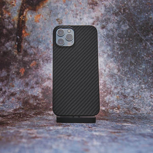 Aramid Case Mattschwarz für Apple iPhone 12 Serie Schutzhülle - WolfProtect.de