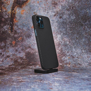 Aramid Case Mattschwarz für Apple iPhone 12 Serie Schutzhülle - WolfProtect.de